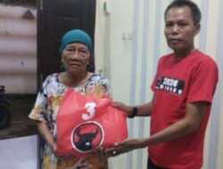 Jelang Ramadhan 1444 H, PAC PDIP Blimbingsari Salurkan Sembako untuk Warga