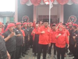 Diawali Sholawat Badar dan Dimeriahkan Kesenian Tradisional, PDI Perjuangan Banyuwangi Daftarkan Caleg ke KPU.